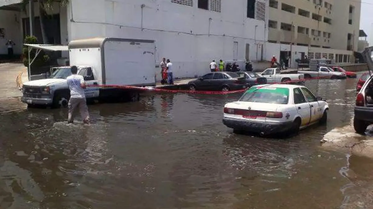 Calle juan de la cosa Inundada